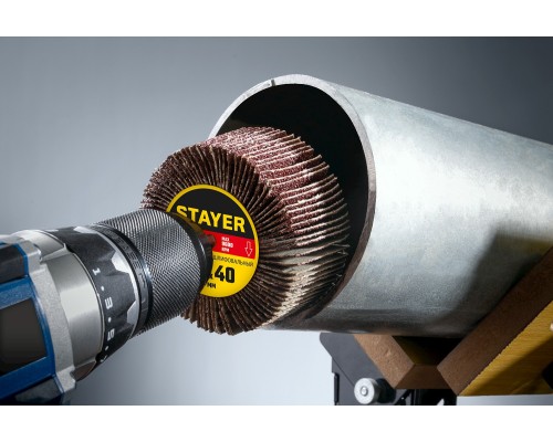 Круг шлифовальный лепестковый d 60x30 мм, P60, на шпильке d 6 мм STAYER 36608-060