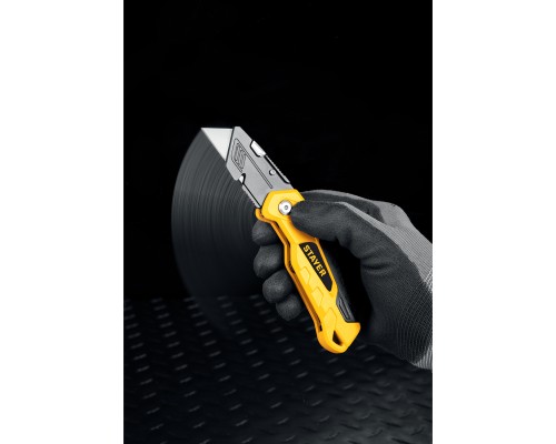 Универсальный металлический нож с трапециевидным лезвием Hercules-А24 STAYER 0946